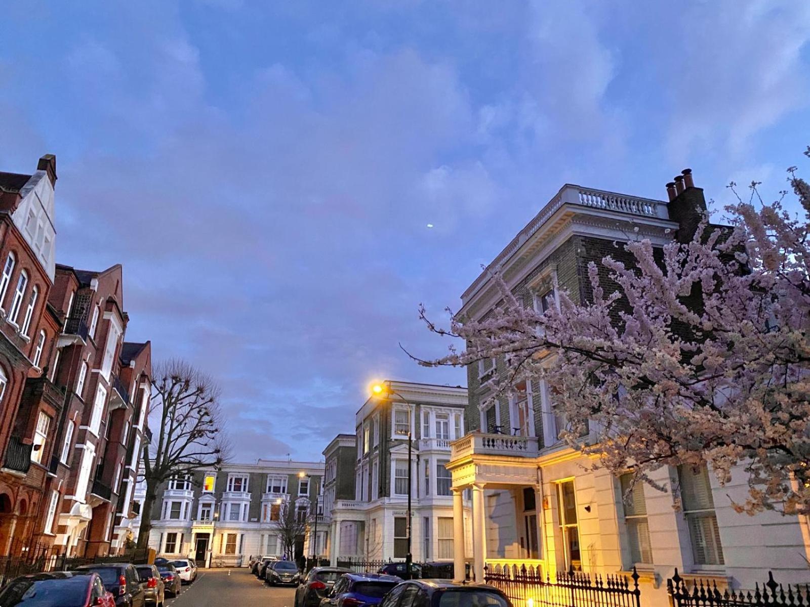 Modern Flat & Balcony In Historic West Kensington Διαμέρισμα Λονδίνο Εξωτερικό φωτογραφία